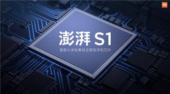 小岛秀夫和《黑神话》主创冯骥、杨奇见面 合影留念